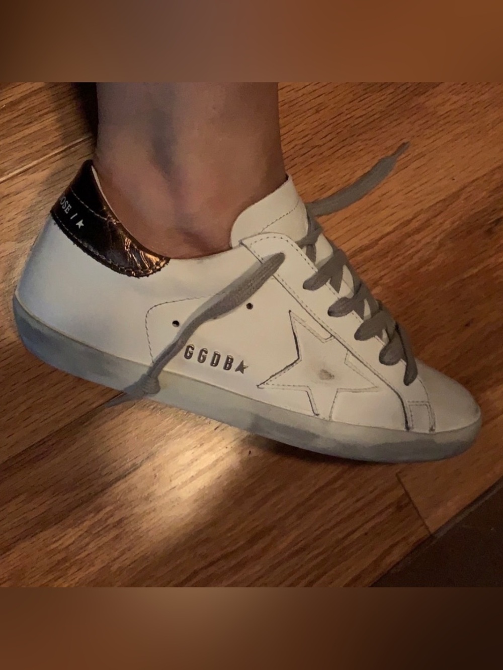 Authentic Golden Goose Superstar - Picture 2 of 3